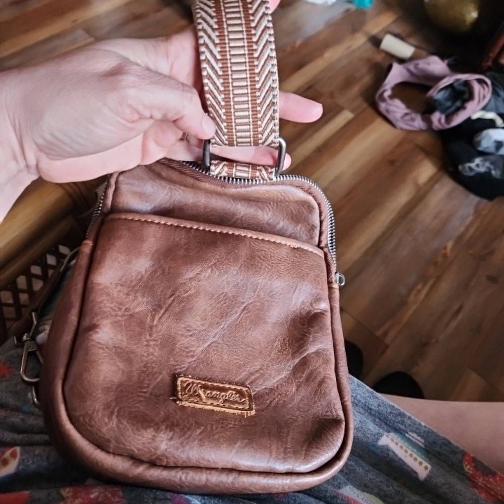 Wrangler Leather Tan Crossbody Bag